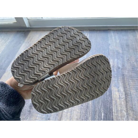 Carters floral sandals #12  - Picture 3 of 3